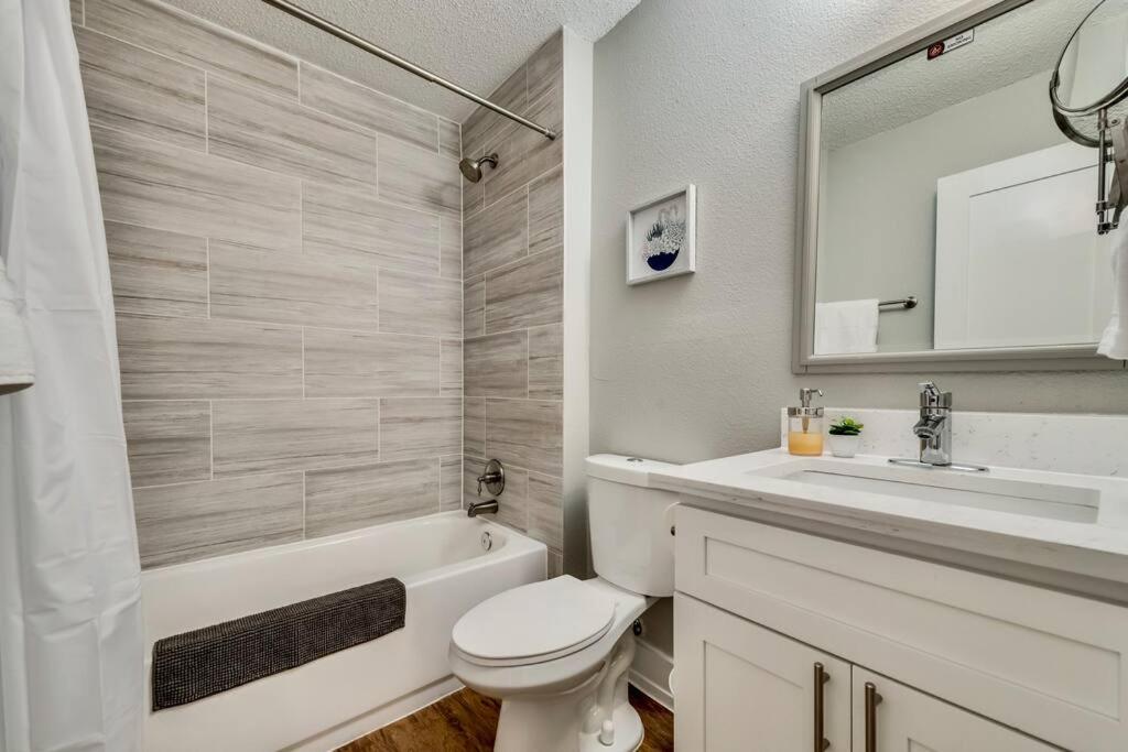 The Brilliant Flat Arboretum Tickets Included Apartamento *