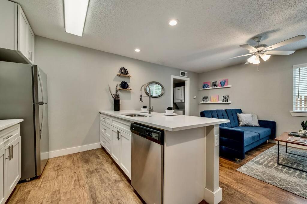 The Brilliant Flat Arboretum Tickets Included Apartamento Dallas